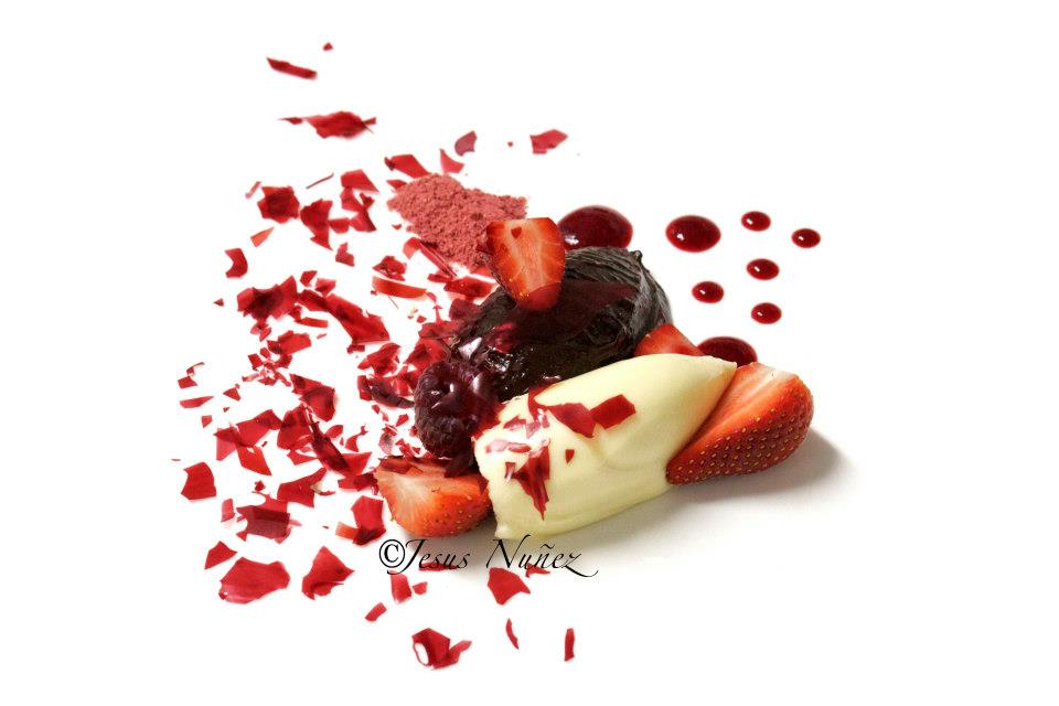 Jesus Nuñez og Kreativ Tallerkenanretning